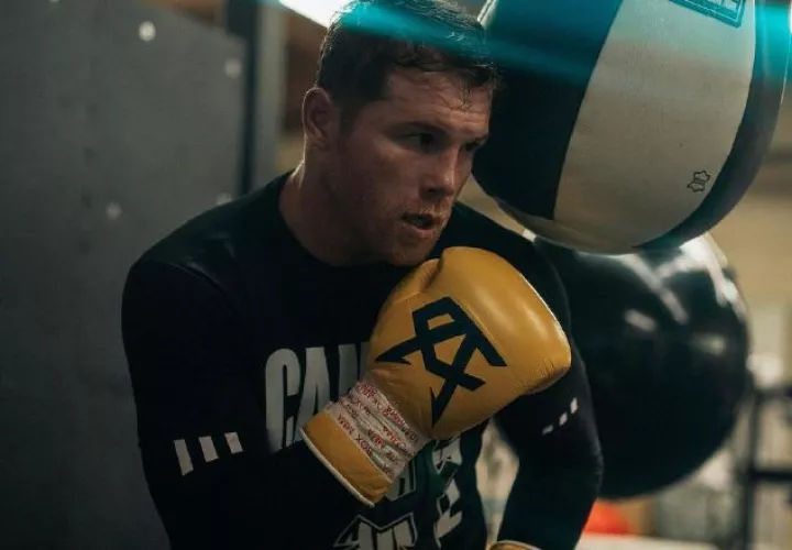 Saúl 'Canelo' Álvarez busca otro título mundial. Foto: @Canelo