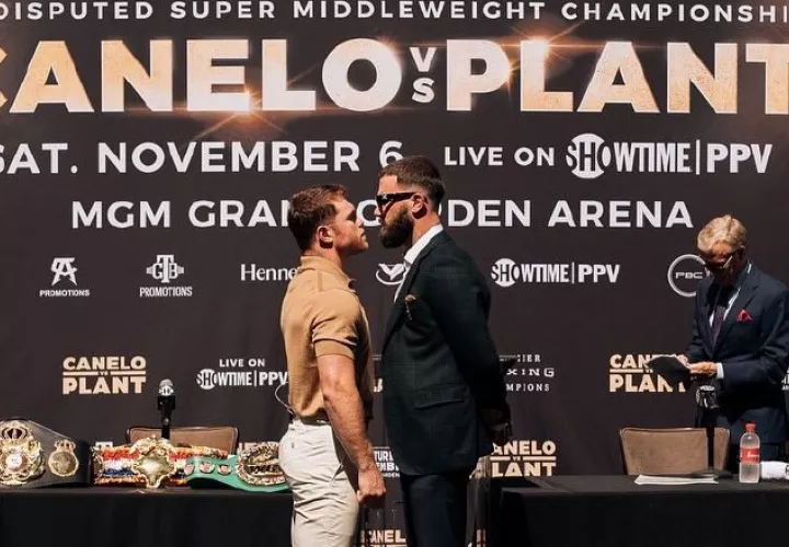 'Canelo' Álvarez contra Plant Foto: @'Canelo'