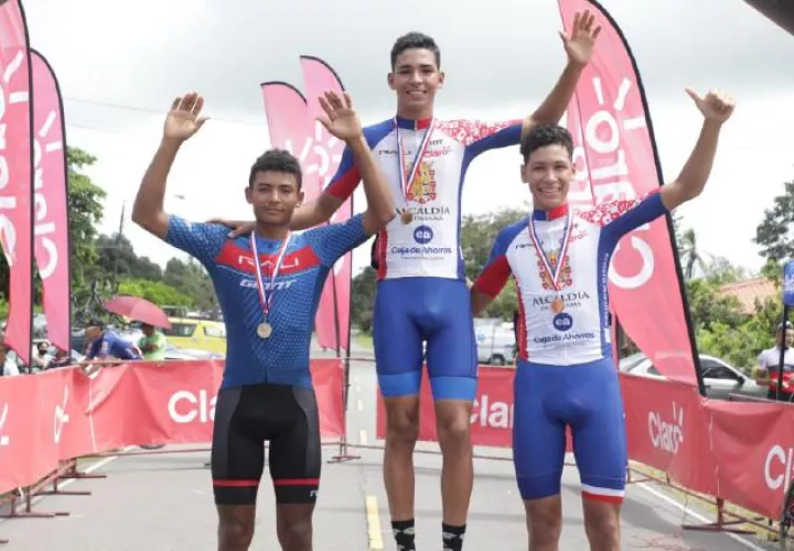Bredio Ruíz  se impuso en la primera etapa de la Vuelta de la Juventud y Femenina 2021. Foto: Fepaci 