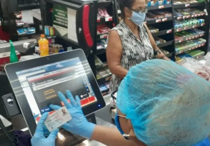 Más de 500 mil panameños reciben este beneficio. Archivo