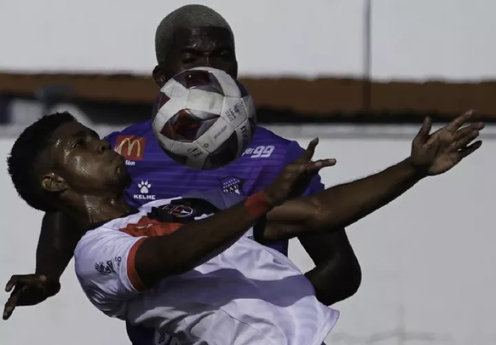 Árabe Unido no pudo con el Sporting San Miguelito. LPF