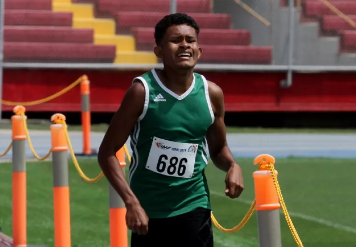 Diego Camacho y Ivanna McFarlane, tuvieron una gran participación en el selectivo de atletismo en el estadio Rommel Fernández. Víctor Arosemena