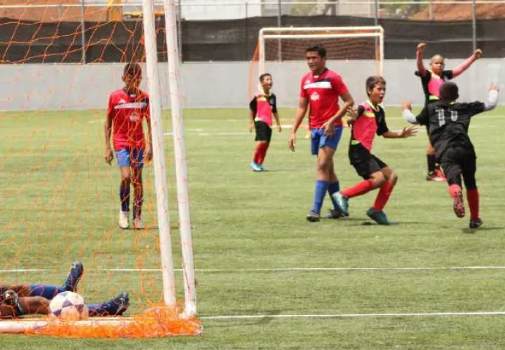 Campeones del torneo  Copa Las Estrellas de Panamá Oeste. Foto:Cortesía
