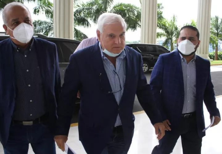 Expresidente Ricardo Martinelli, a su llegada ayer al Tribunal Electoral Víctor Arosemena