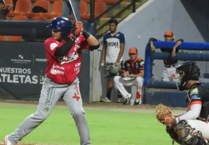 Coclé avanzó a las semifinales del béisbol mayor. Foto:EFE