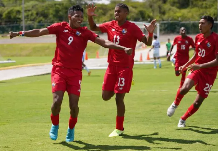 Panamá se impuso en su debut a El Salvador. Foto: Fepafut