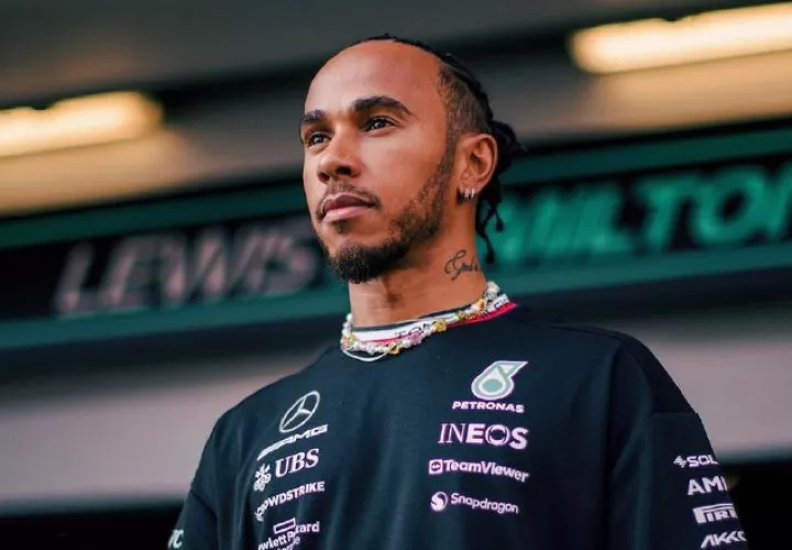 Lewis Hamilton. @lewishamilton