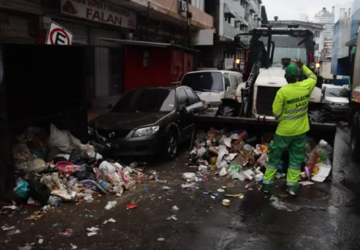Expectativas genera el programa de aseo y recolección de basura denominado 'Limpiando el Barrio'. Cortesía