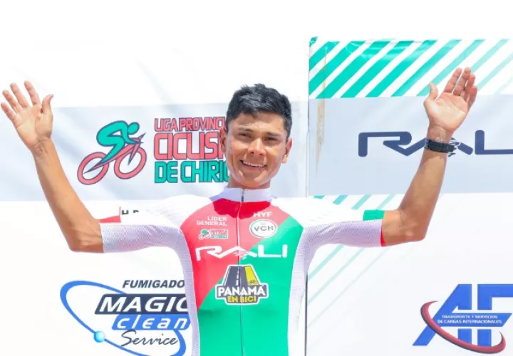 Sergio Arias, con la camiseta de líder de giro chiricano. Foto:Fepaci