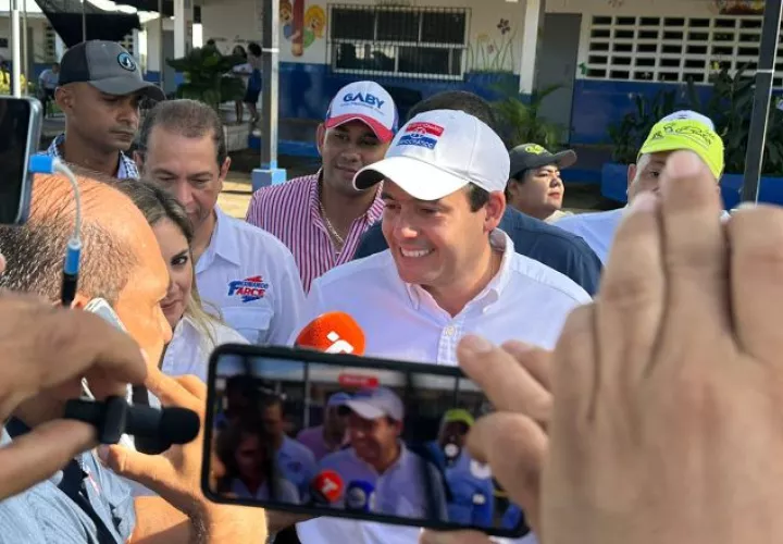 José Gabriel Carrizo, vicepresidente de la República de Panamá. Archivo