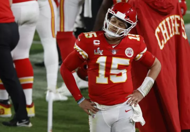 Patrick Mahomes jugará, pese a su lesión, Foto:EFE
