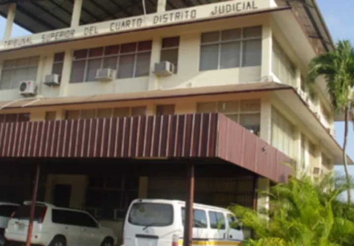 Tribunal Superior del Cuarto Distrito Judicial.
