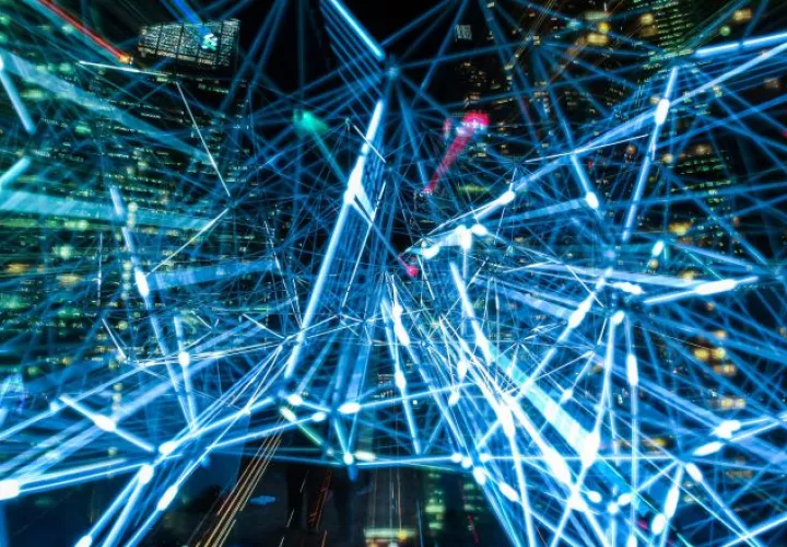 La IA mejora la interacción con los clientes mediante chatbots. Pexels