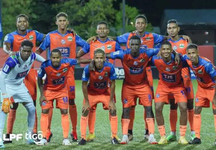 Equipo de Potros del Este. Foto: