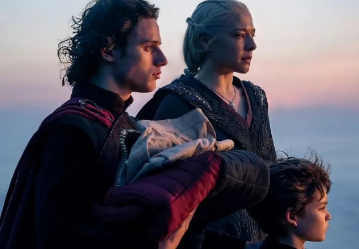 La Reina Rhaenyra y sus hijos. @houseofthedragonhbo