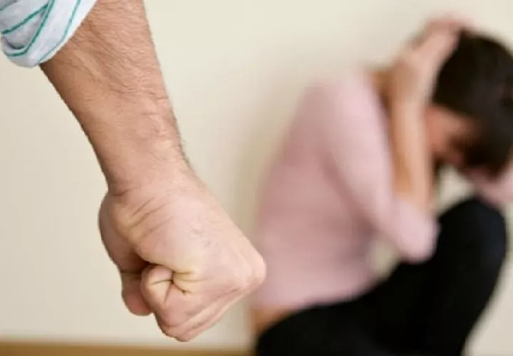 Violencia doméstica y violaciones se mantienen entre los principales delitos registrados en el país.