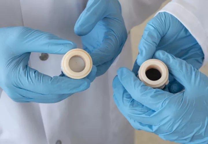 Se utilizan distintos materiales en las baterías de sal experimentales. EFE