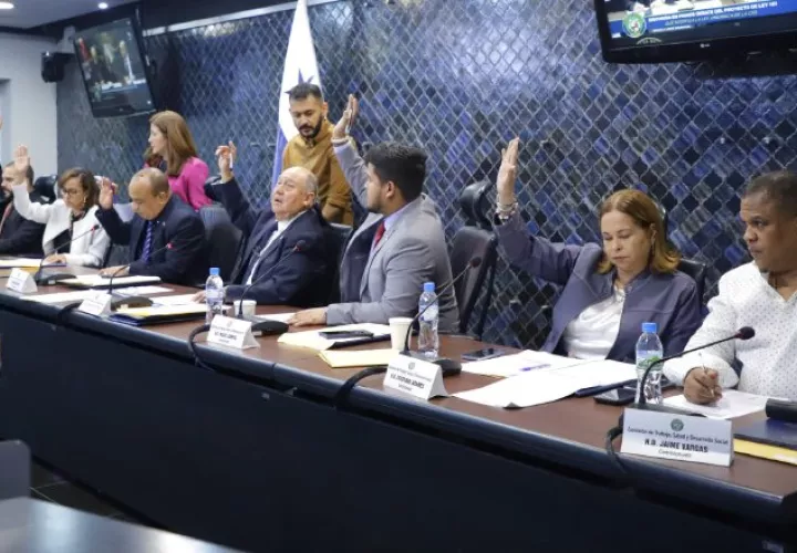 El pasado viernes, 7 de febrero, fue aprobado en primer debate el proyecto de reformas a la CSS por la Comisión de Salud de la Asamblea Nacional.  Cortesía