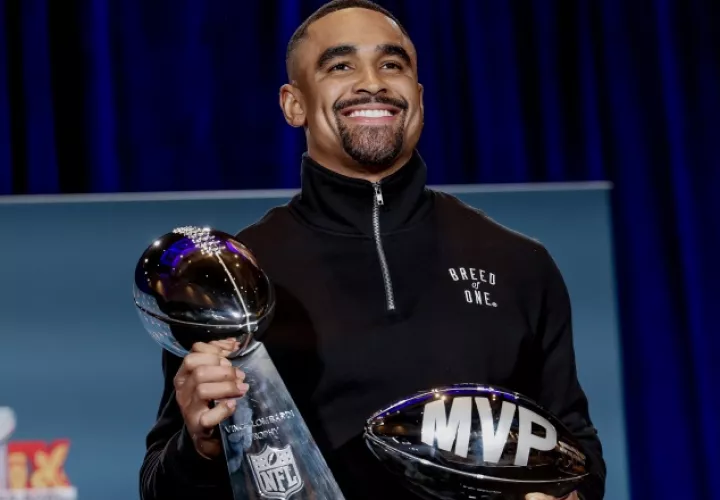 Jalen Hurts, 'quarterback' de los Philadelphia Eagles. Foto: EFE