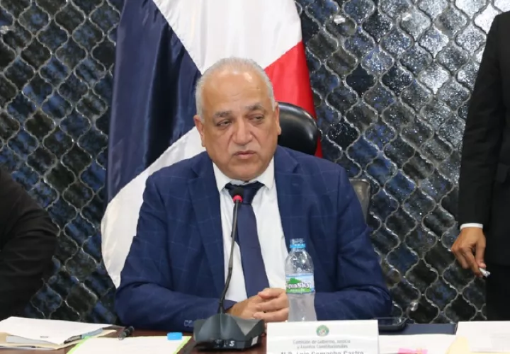 Luis Eduardo Camacho preside la comisión de Gobierno y Asuntos Constitucionales de la Asamblea. Cortesía