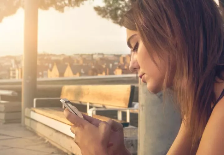 Los chatbots emocionales están diseñados para maximizar la sensación de comprensión. Foto: Pixabay