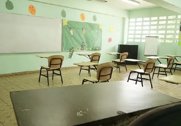 Docentes hacen caso omiso a las advertencias del Meduca y se mantienen en huelga indefinida.  Archivo