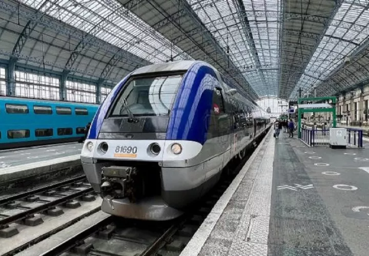 El ferrocarril Panamá - David - Frontera tendrá un puente de uso exclusivo sobre el Canal de Panamá.  Ilustrativa