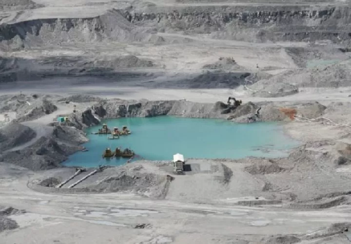 La empresa Cobre Panamá afirma que cumple con un plan de manejo y control de calidad riguroso.  EFE