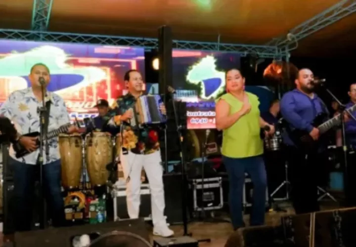 Nenito Vargas y su agrupación siguen arrebatando suspiros. Cortesía