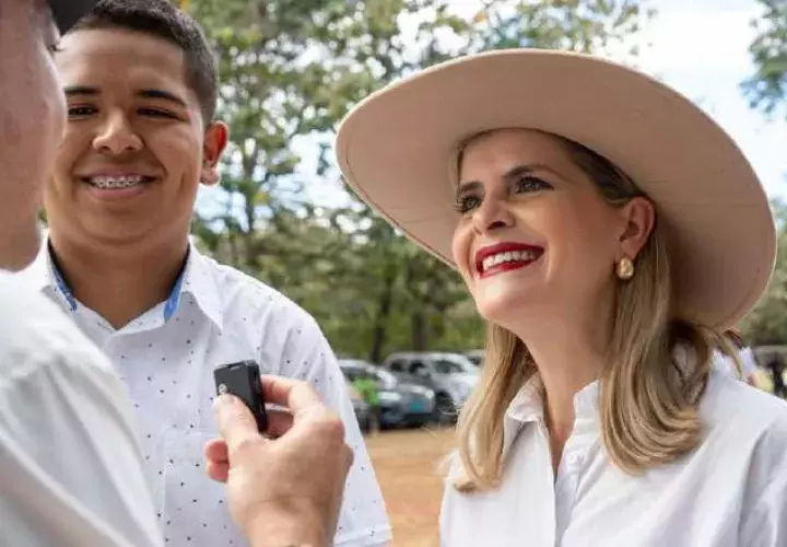Laura Fernández ganaría en primera vuelta la presidencia. Cortesía