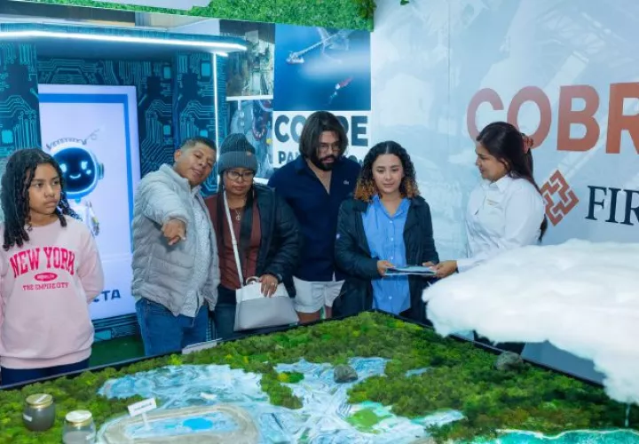 En la región occidental, se atendieron las preguntas de 18,887 ciudadanos relacionadas con la gestión del recurso hídrico en la mina y su repercusión en el medioambiente.  Cortesía 