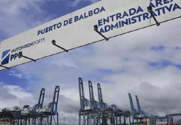 El Gobierno analizará los nuevos parámetros de concesión para los puertos de Balboa y Cristóbal. Foto: EFE