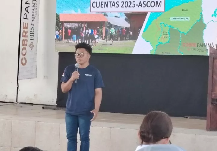 Un joven hizo referencia a la oportunidad laboral que tuvo. FOTO/DIOMEDES SÁNCHEZ