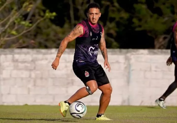 Ángel Orelien,  jugador del Sporting. Foto: Instagram