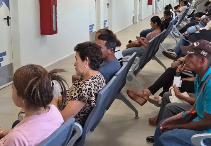 La necesidad de especialistas es más evidente en el interior, lo que obliga a los asegurados a desplazarse para buscar atención. Cortesía