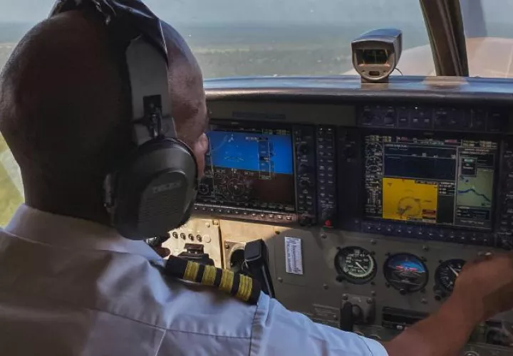 El principal déficit de controladores aéreos lo enfrenta el Centro de Control de Tránsito Aéreo, en el que laboran 63 profesionales. Foto ilustrativa