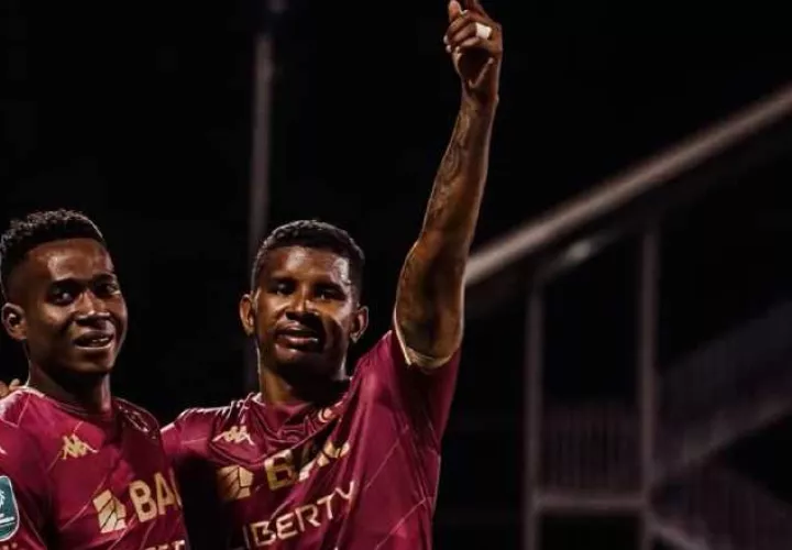 Tomás Rodríguez y Fidel Escobar, anotaron en el triunfo del Saprissa. Foto: deportivo_saprissa