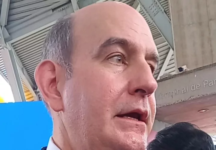 El ministro reconoció que un hermano es directivo en un ingenio azucarero.  Pancho Paz