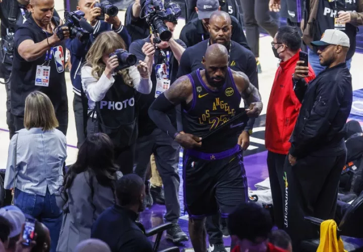 LeBron James, jugador de los Lakers. Foto: EFE