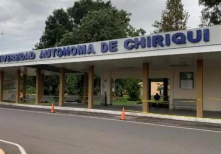 Dos personas, hasta la fecha, han presentado sus candidaturas a la rectoría.  Cortesía