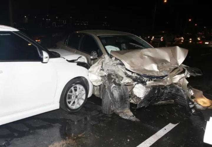 El chatear y la alta velocidad son las principales  causas de los accidentes de tránsito.