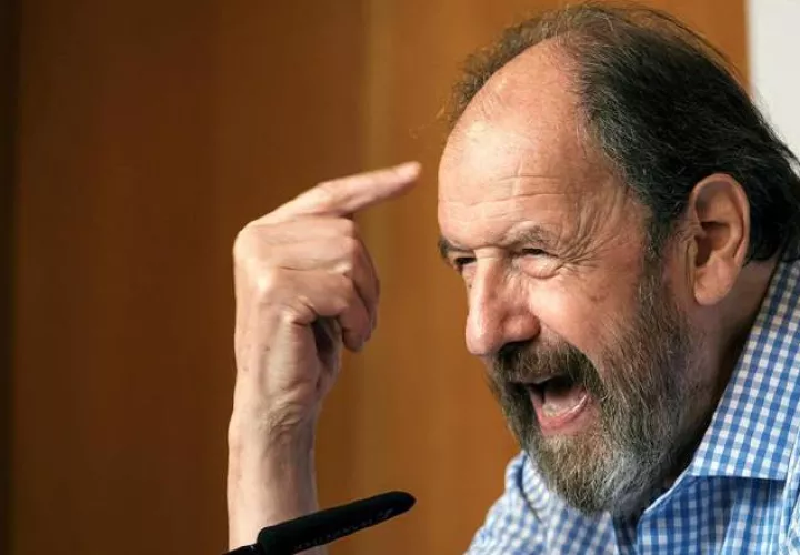 Josep Maria Pou, actor (Cataluña). Fue galardonado con el  Premio Jordi Dauder. https://ecodiario.eleconomista.es/