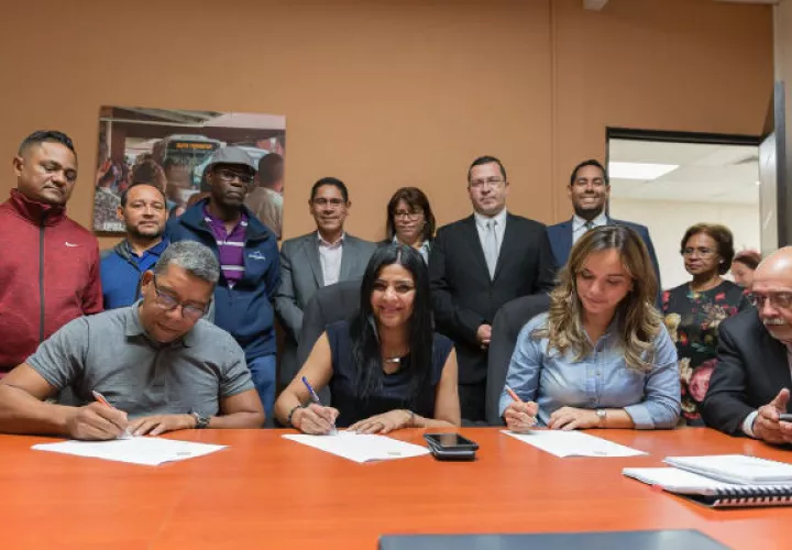 Se lograron reivindicaciones a favor de los trabajadores. Foto: Mitradel