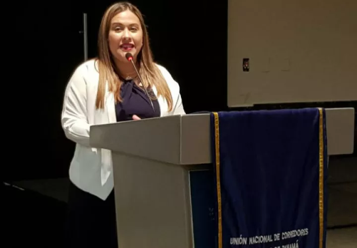 Dessiré Montero, presidenta de la Unión Nacional de Corredores de Aduanas de Panamá (Uncap). Foto/Cortesía