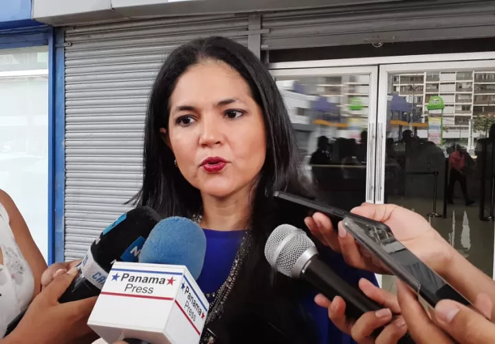 La diligencia tiene relación con posibles actos de corrupción en la Autoridad Nacional de Aduanas. Foto: Víctor Arosemena.