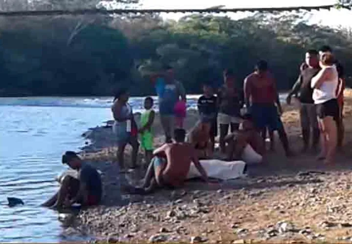 El joven estaba con varios amigos cuando se ahogó. Foto/Mayra Madrid