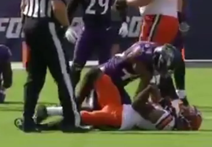 Polémica por la acción entre Marlon Humphrey y Odell Beckham. Foto Captura