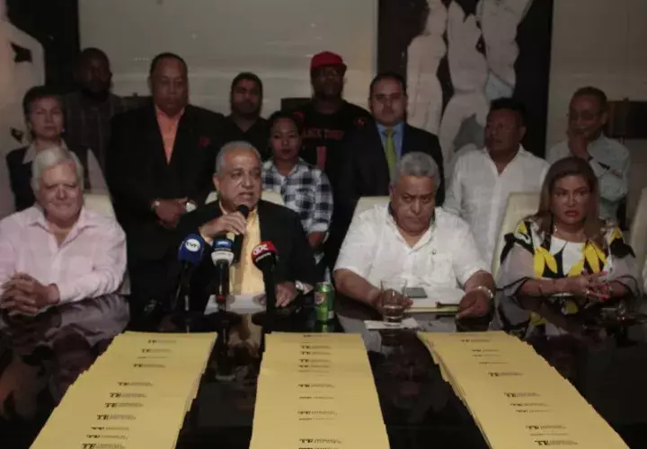 20 mil firmas aspiran a recolectar para lograr la candidatura de Ricardo Martinelli para la alcaldía de Panamá. /Foto Víctor Arosemena