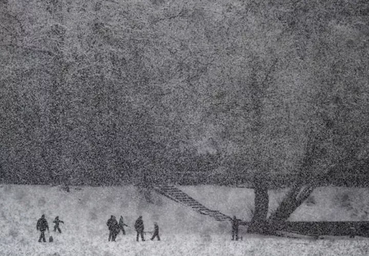 La fuerte nevada ha causado estragos en varios sectores de Alemania. FOTO/AP