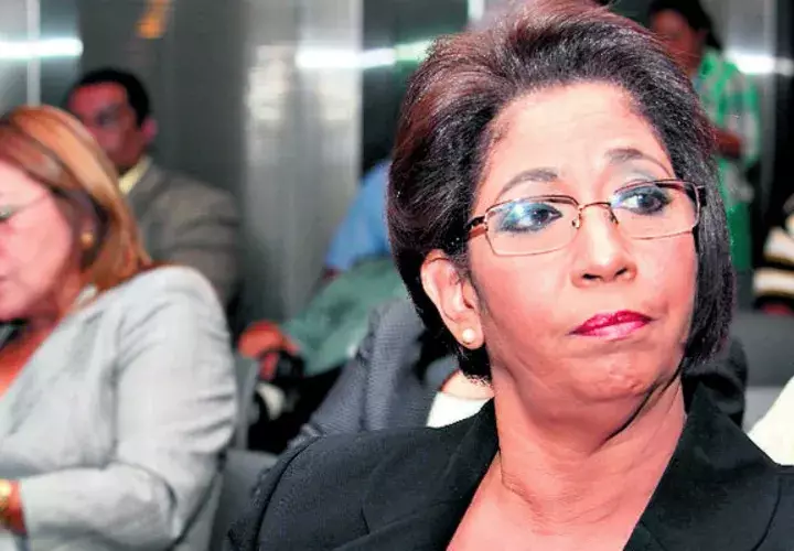 Ana Belfon rechazó las declaraciones de la fiscal Zuleyka Moore